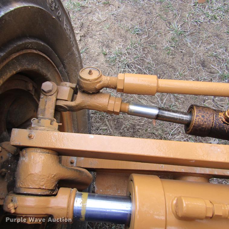 image for item DD7417 1978 Galion T500C rigid frame motor grader