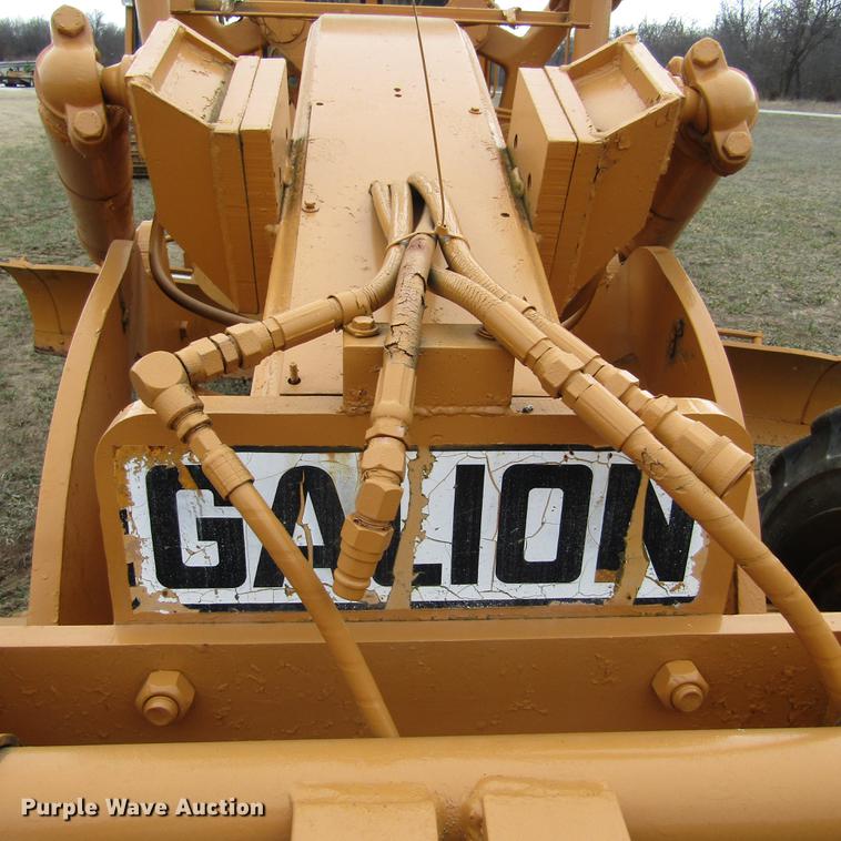 image for item DD7417 1978 Galion T500C rigid frame motor grader