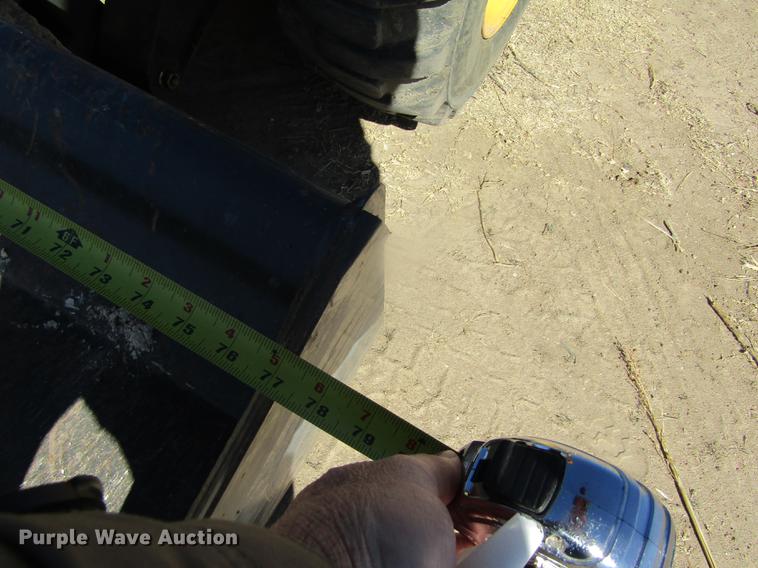 image for item DD8719 2012 New Holland L220 skid steer