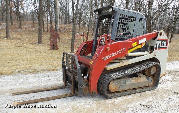 image for item DD9027 2013 Takeuchi TL10 skid steer