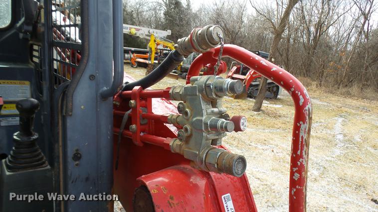 image for item DD9027 2013 Takeuchi TL10 skid steer