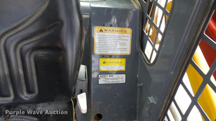 image for item DD9027 2013 Takeuchi TL10 skid steer