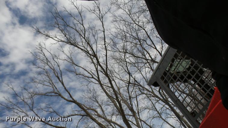 image for item DD9027 2013 Takeuchi TL10 skid steer