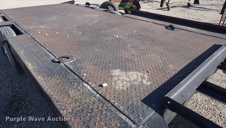 image for item DE3129 1971 General L9L equipment trailer