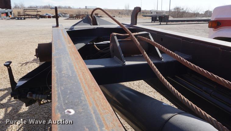 image for item DE3135 2006 Clement R0T2AT2240W container trailer