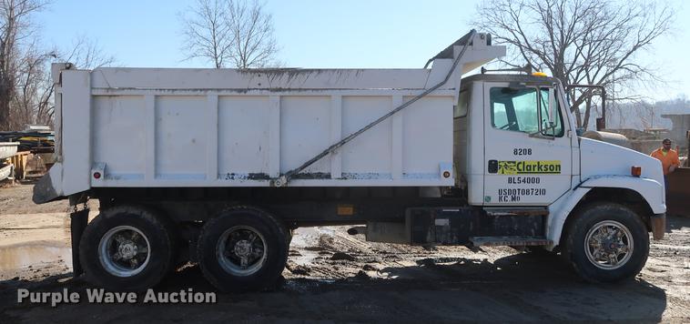 image for item DF3531 1998 Freightliner FL80 dump truck