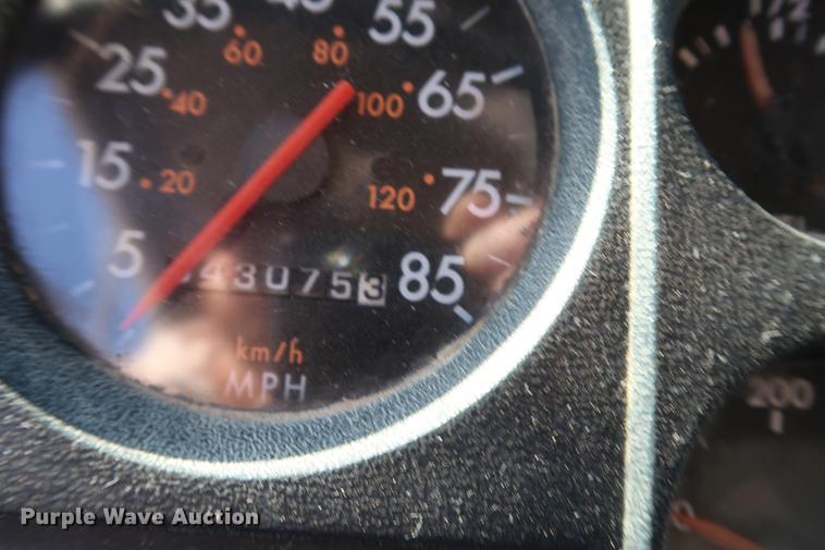 image for item DF3531 1998 Freightliner FL80 dump truck