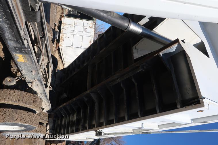 image for item DF3531 1998 Freightliner FL80 dump truck