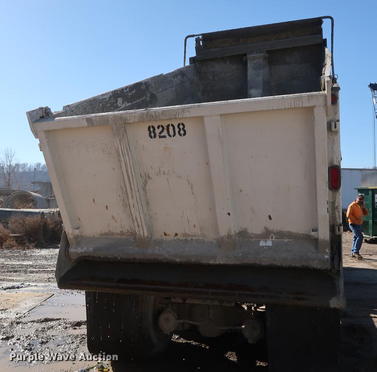 image for item DF3531 1998 Freightliner FL80 dump truck