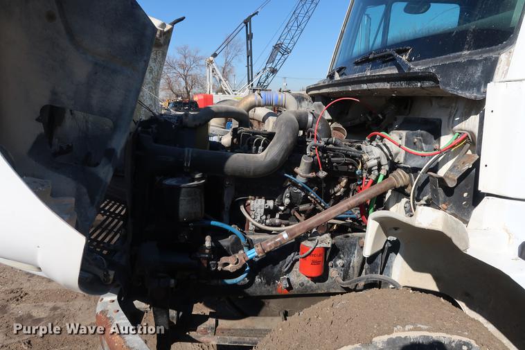 image for item DF3531 1998 Freightliner FL80 dump truck