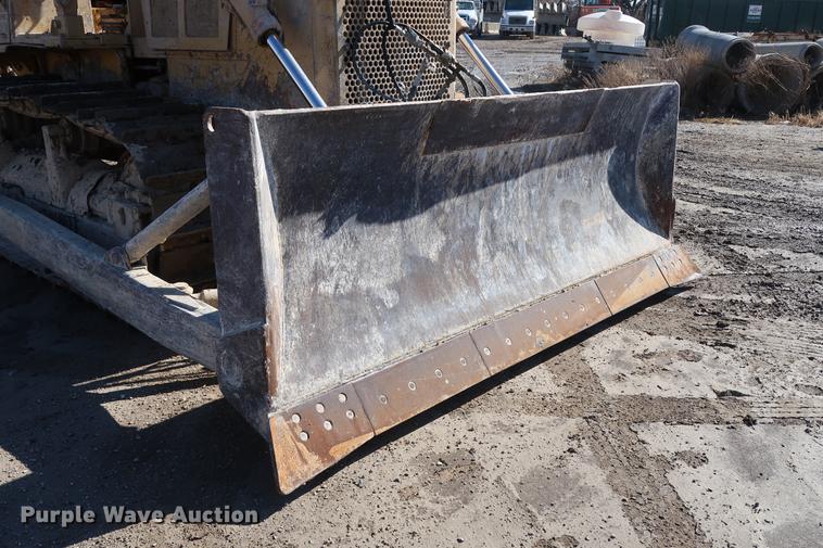 image for item DF3532 1984 Caterpillar D6D dozer