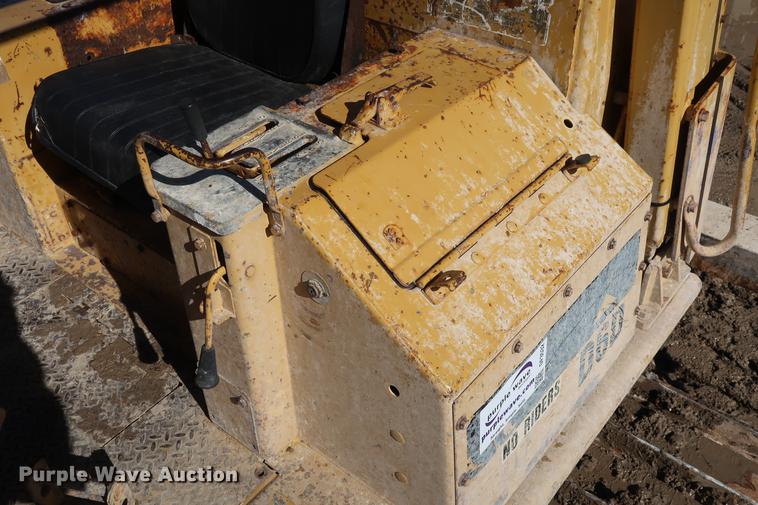 image for item DF3532 1984 Caterpillar D6D dozer