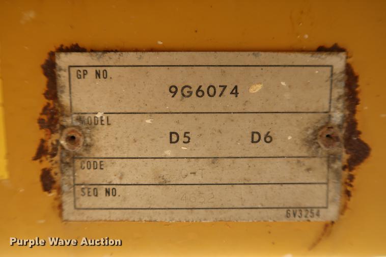 image for item DF3532 1984 Caterpillar D6D dozer