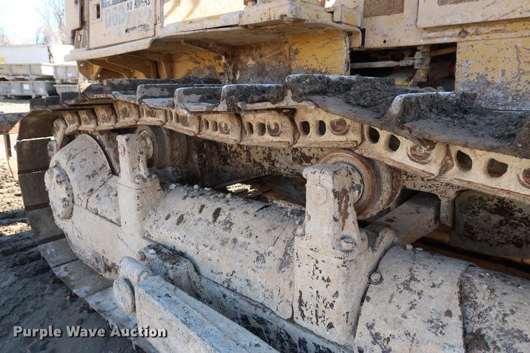 image for item DF3532 1984 Caterpillar D6D dozer