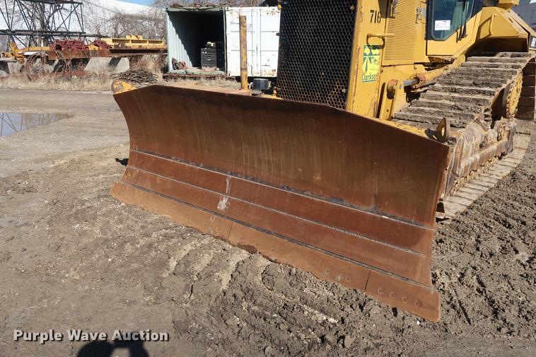 image for item DF3533 1999 Caterpillar D6M XL dozer