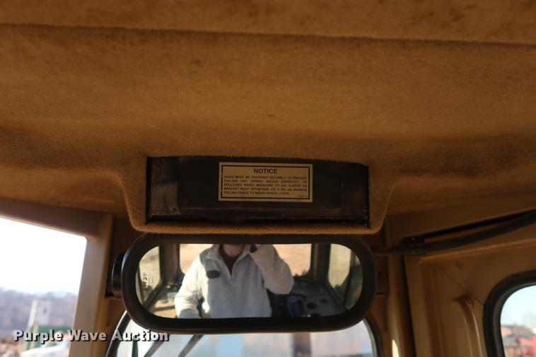 image for item DF3533 1999 Caterpillar D6M XL dozer