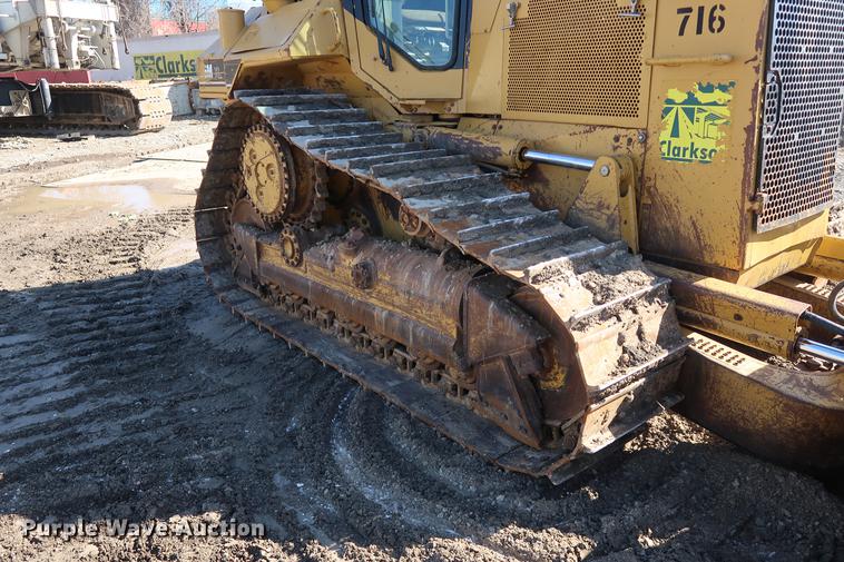 image for item DF3533 1999 Caterpillar D6M XL dozer