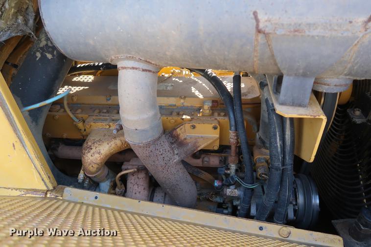 image for item DF3533 1999 Caterpillar D6M XL dozer