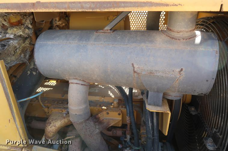 image for item DF3533 1999 Caterpillar D6M XL dozer