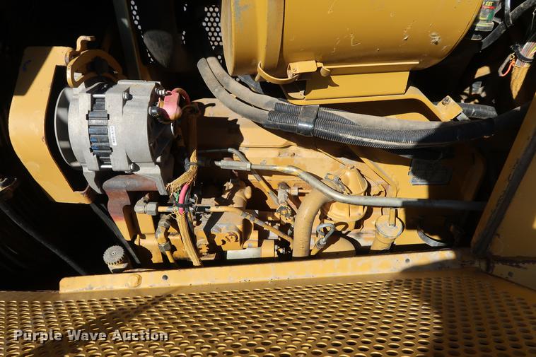 image for item DF3533 1999 Caterpillar D6M XL dozer