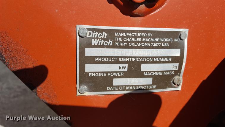 image for item DF3553 2007 Ditch Witch 1330 trencher