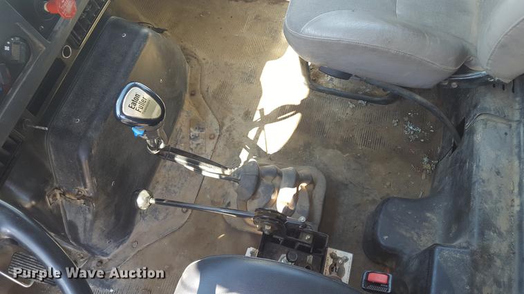 image for item DF3567 1999 International 4900 dump truck