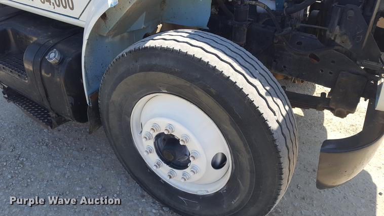 image for item DF3567 1999 International 4900 dump truck