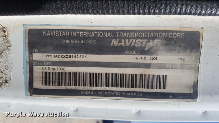 image for item DF3567 1999 International 4900 dump truck