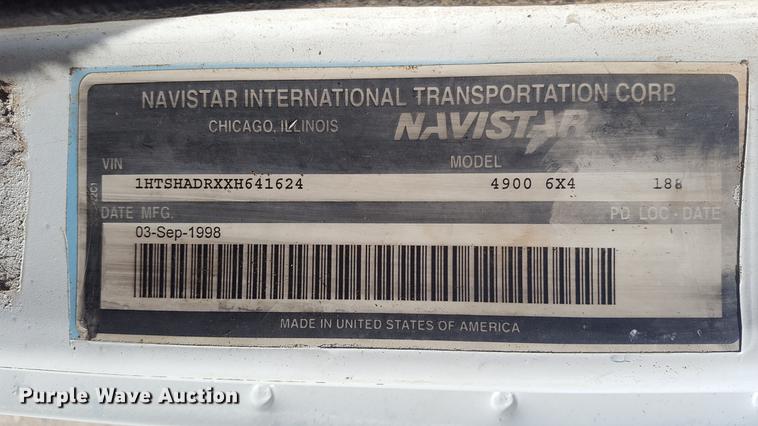 image for item DF3567 1999 International 4900 dump truck