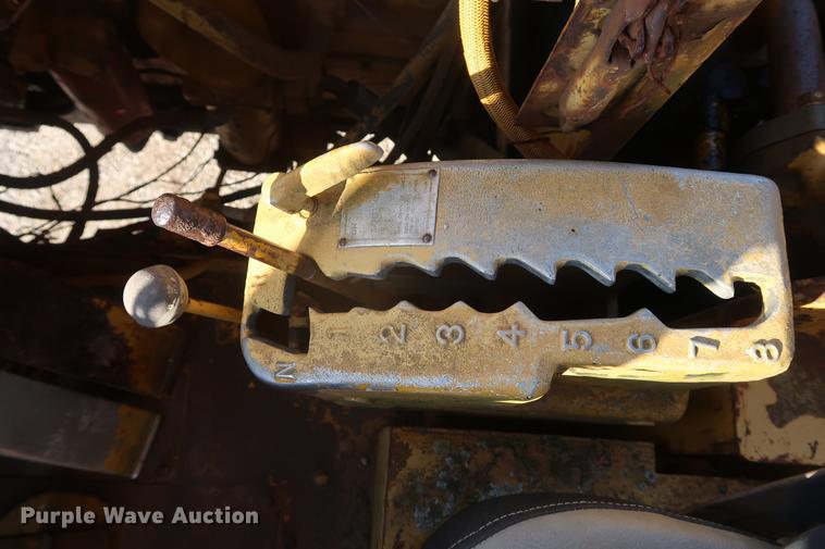 image for item DF3576 Caterpillar 627 conventional scraper