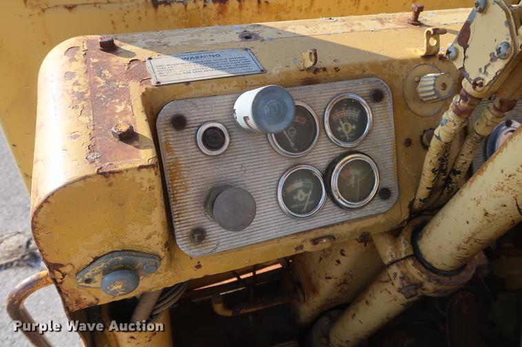 image for item DF3576 Caterpillar 627 conventional scraper