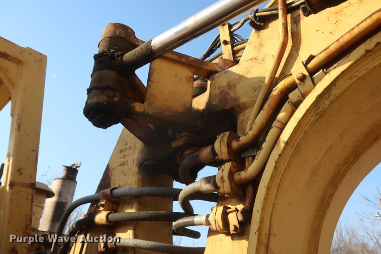 image for item DF3576 Caterpillar 627 conventional scraper