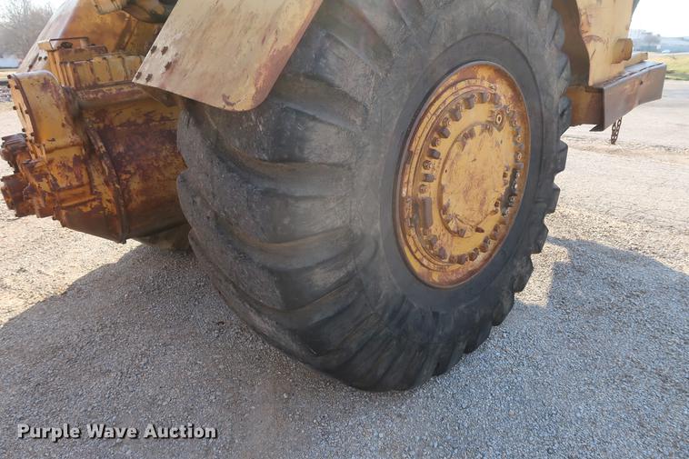 image for item DF3576 Caterpillar 627 conventional scraper