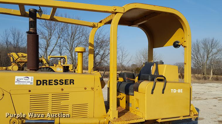 image for item DF3577 1975 Dresser TD-8E dozer