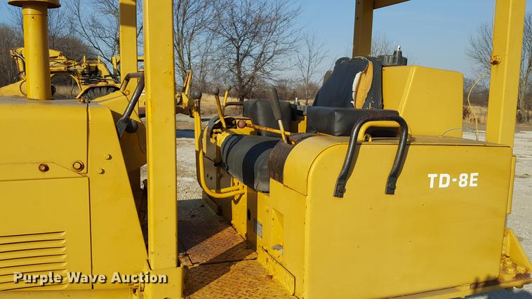image for item DF3577 1975 Dresser TD-8E dozer