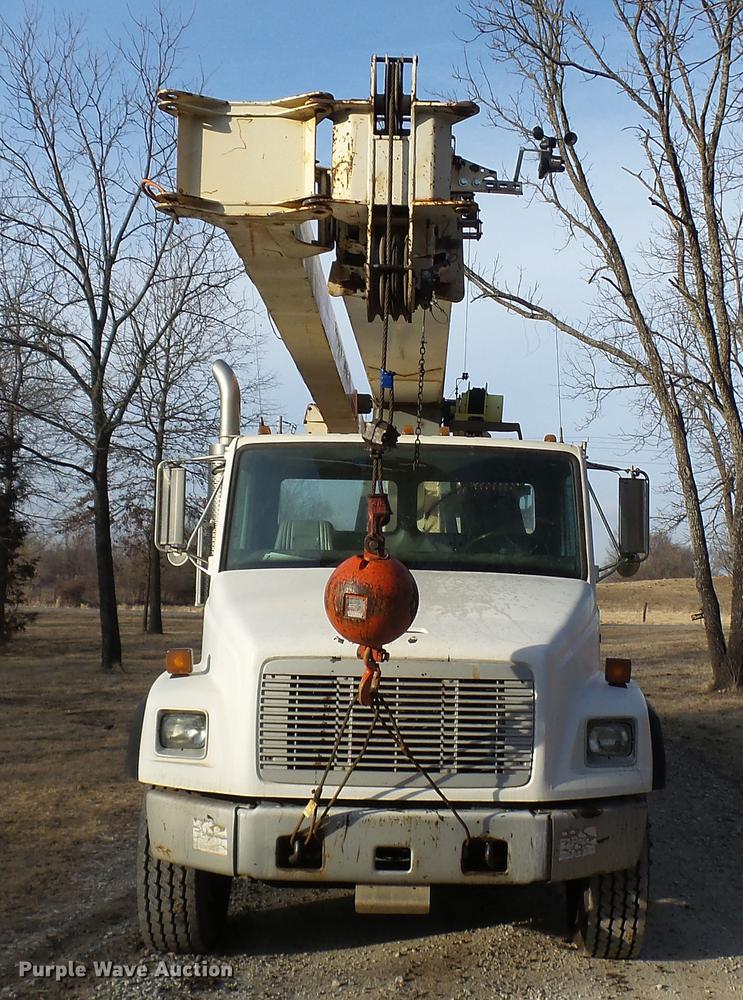 image for item DP9583 2002 Freightliner FL80 crane truck