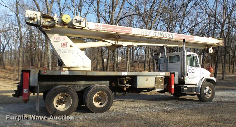 image for item DP9583 2002 Freightliner FL80 crane truck