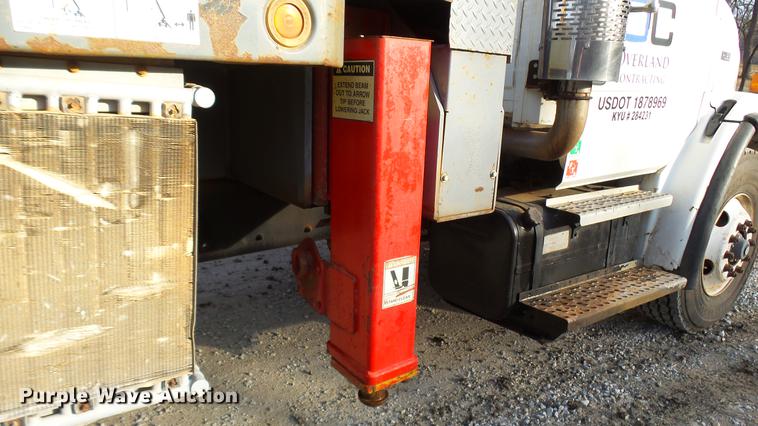 image for item DP9583 2002 Freightliner FL80 crane truck