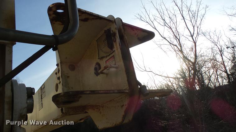 image for item DP9583 2002 Freightliner FL80 crane truck