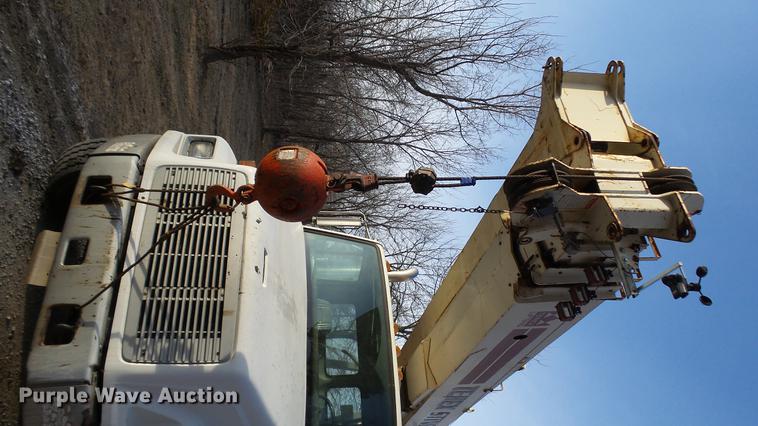 image for item DP9583 2002 Freightliner FL80 crane truck