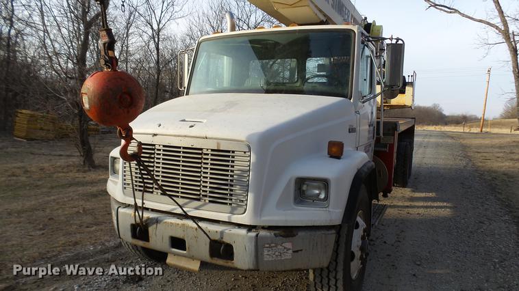 image for item DP9583 2002 Freightliner FL80 crane truck