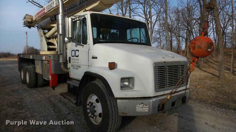 image for item DP9583 2002 Freightliner FL80 crane truck
