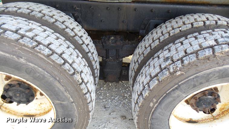 image for item DP9583 2002 Freightliner FL80 crane truck