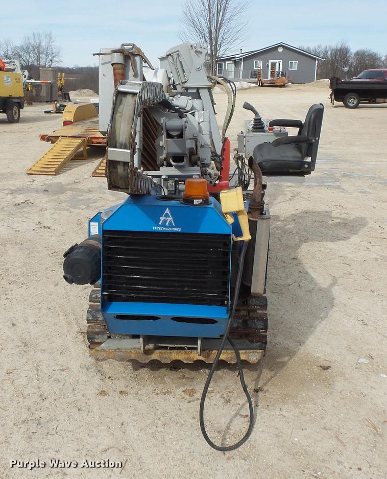 image for item DV9543 Grundo 4X directional boring unit with trailer