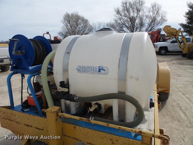 image for item DV9543 Grundo 4X directional boring unit with trailer