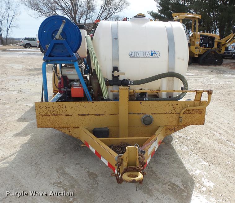 image for item DV9543 Grundo 4X directional boring unit with trailer