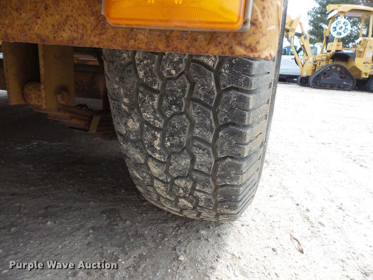 image for item DV9543 Grundo 4X directional boring unit with trailer