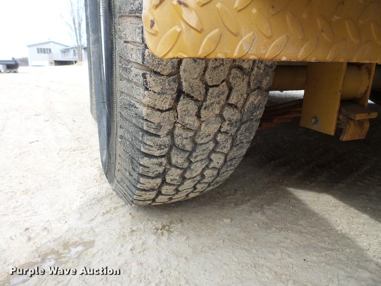 image for item DV9543 Grundo 4X directional boring unit with trailer