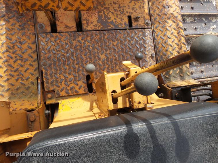 image for item DV9545 Case 475 cable plow