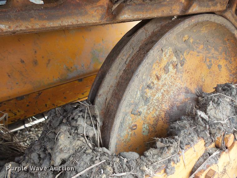 image for item DV9545 Case 475 cable plow